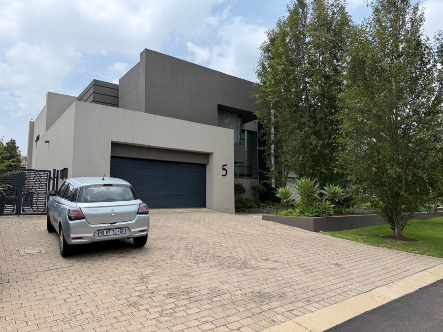 5 Bedroom Property for Sale in Midstream Estate Gauteng