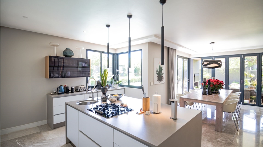 5 Bedroom Property for Sale in Midstream Estate Gauteng