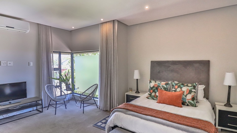 5 Bedroom Property for Sale in Midstream Estate Gauteng