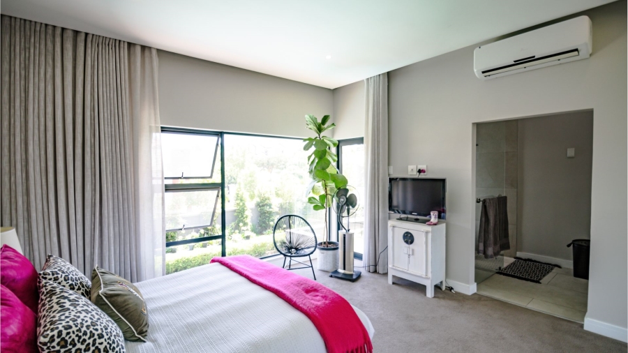 5 Bedroom Property for Sale in Midstream Estate Gauteng