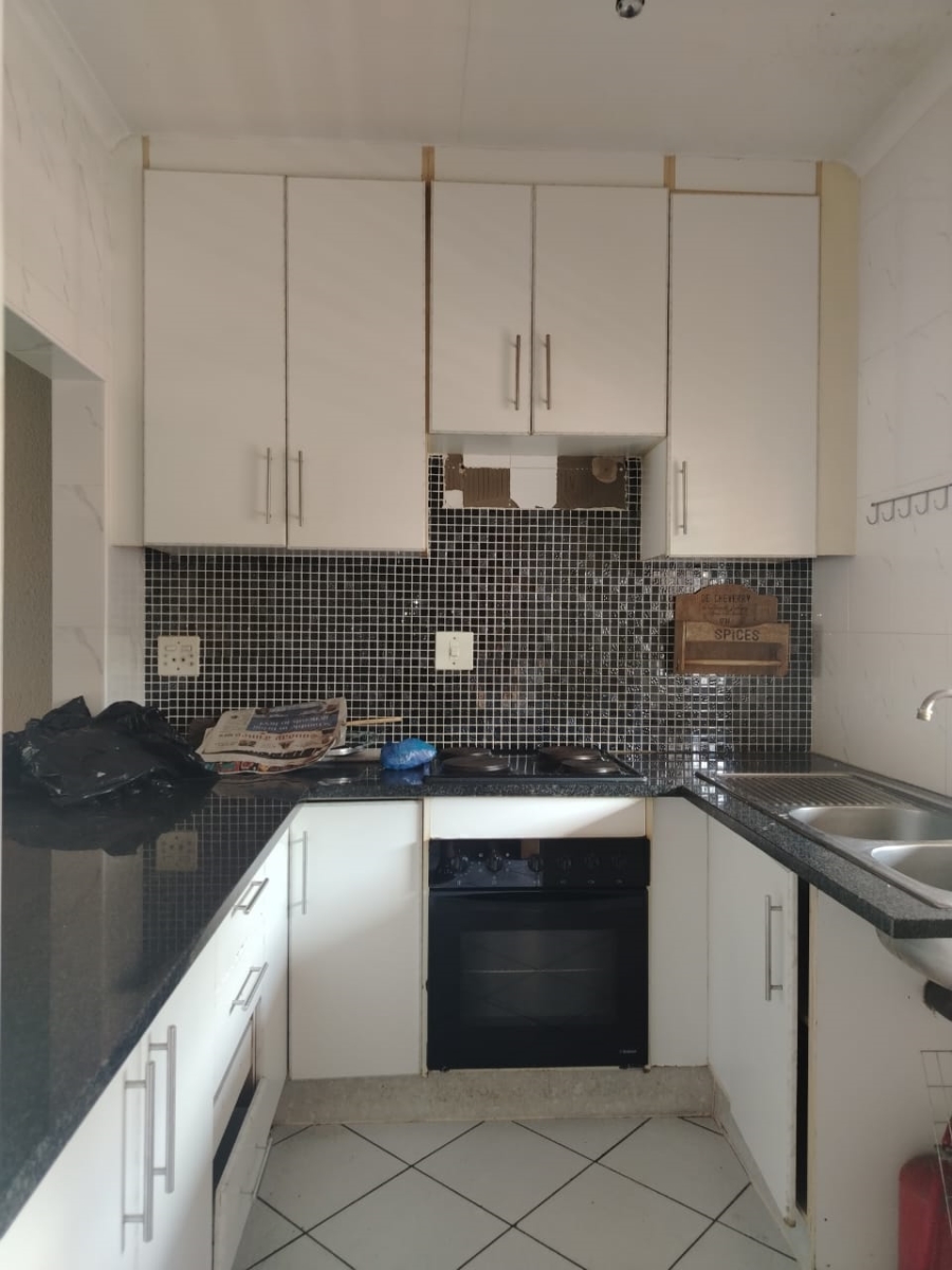 To Let 3 Bedroom Property for Rent in Delville Gauteng