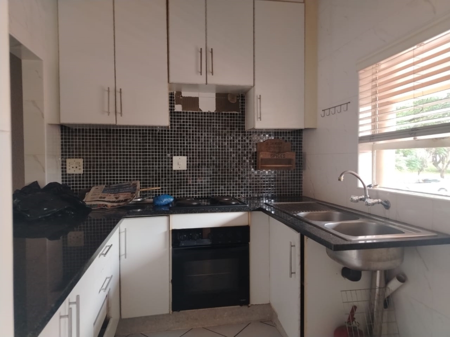 To Let 3 Bedroom Property for Rent in Delville Gauteng
