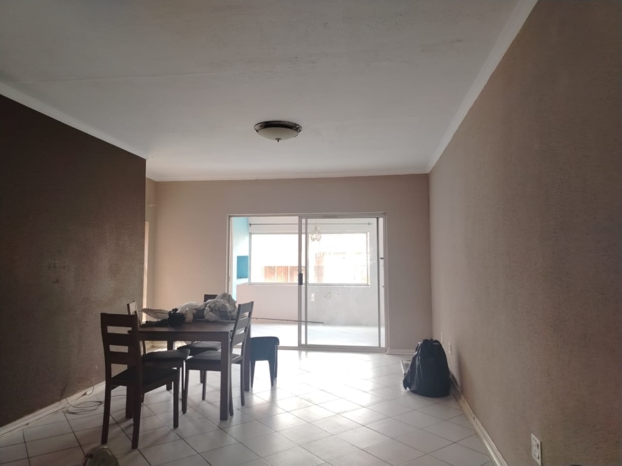 To Let 3 Bedroom Property for Rent in Delville Gauteng