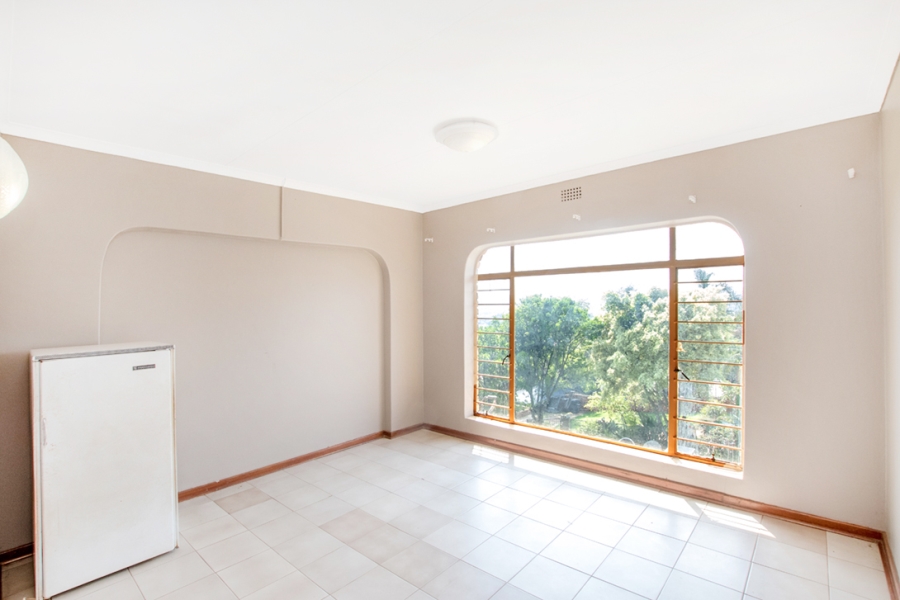 4 Bedroom Property for Sale in Helderkruin Gauteng