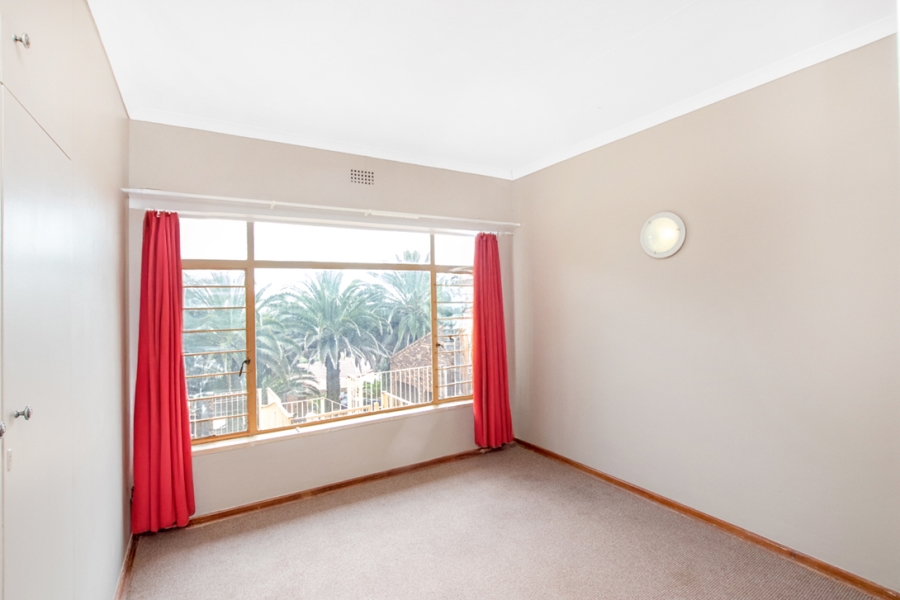 4 Bedroom Property for Sale in Helderkruin Gauteng