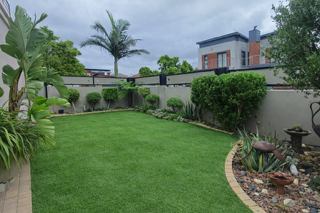 3 Bedroom Property for Sale in Bronberg Close Gauteng