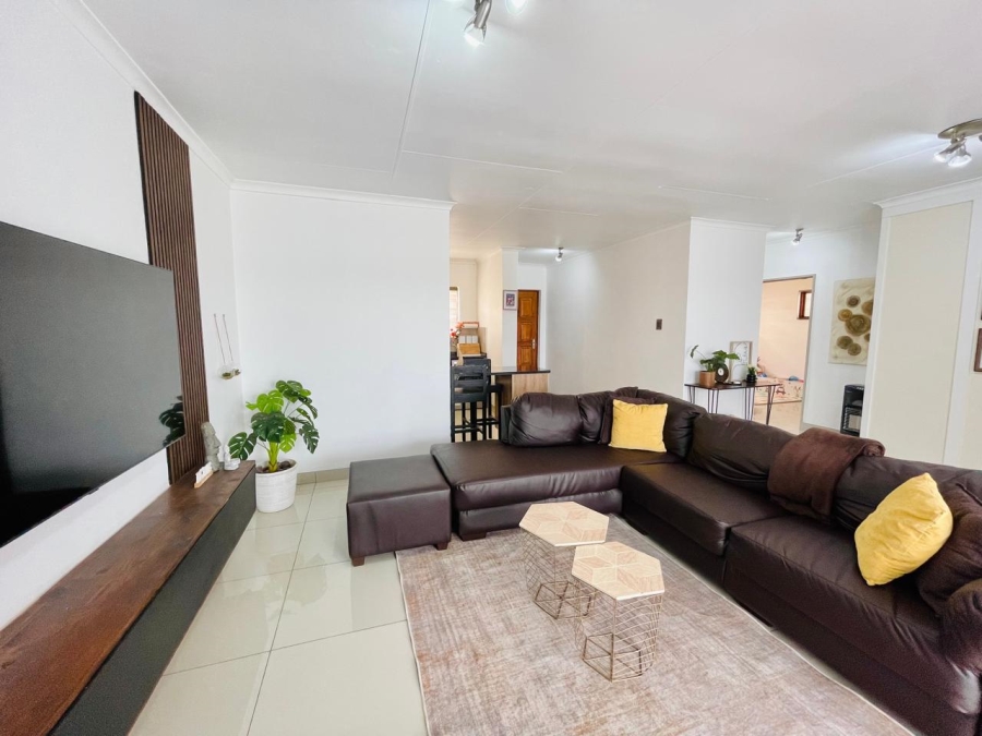 2 Bedroom Property for Sale in Meyersdal Gauteng