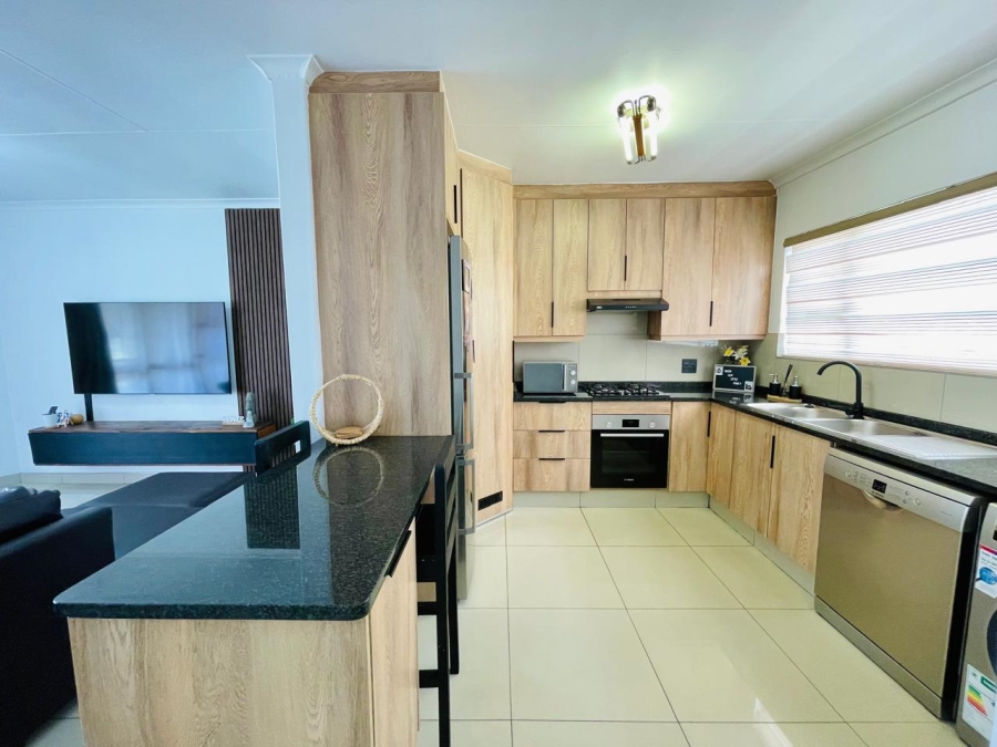 2 Bedroom Property for Sale in Meyersdal Gauteng