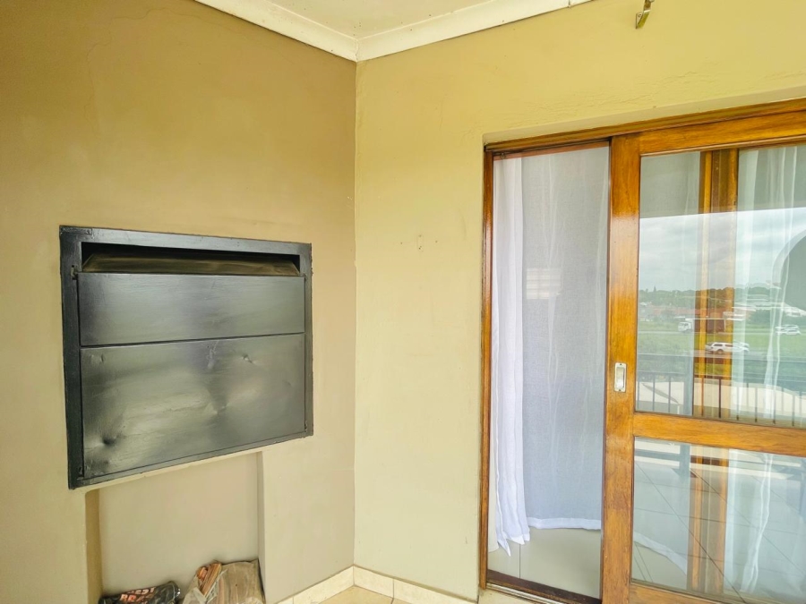 2 Bedroom Property for Sale in Meyersdal Gauteng