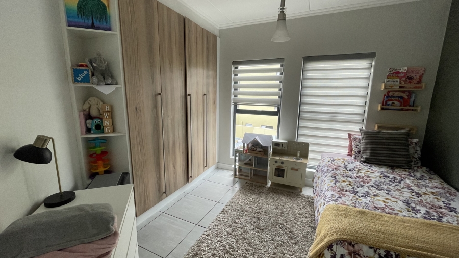 To Let 3 Bedroom Property for Rent in Waterfall Gauteng