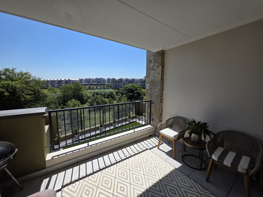 To Let 3 Bedroom Property for Rent in Waterfall Gauteng