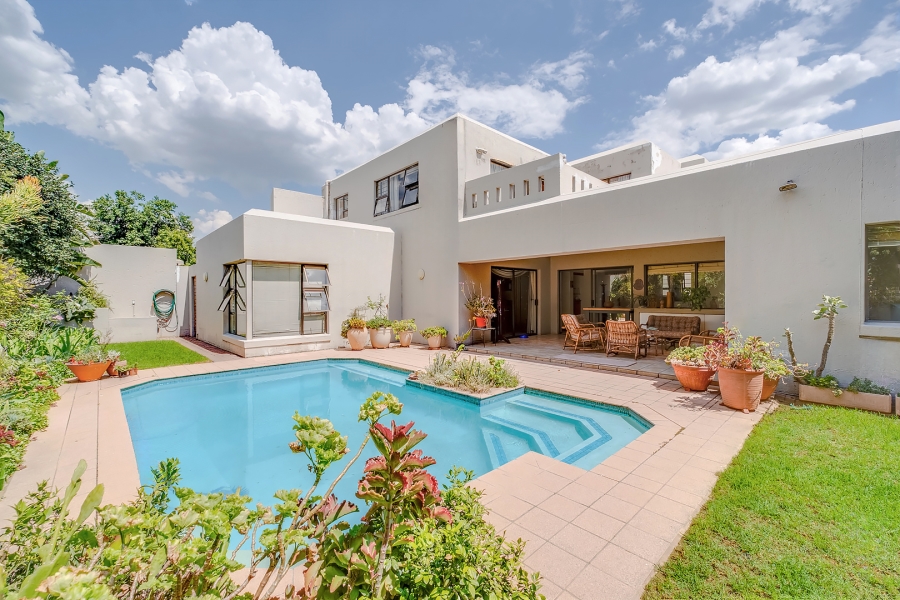 4 Bedroom Property for Sale in Bryanston Gauteng