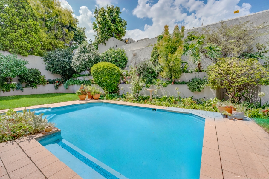 4 Bedroom Property for Sale in Bryanston Gauteng