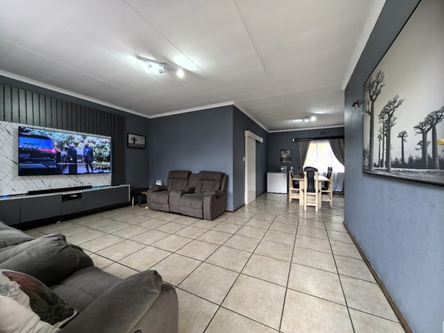 3 Bedroom Property for Sale in Edleen Gauteng
