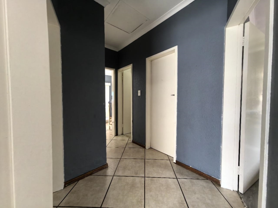 3 Bedroom Property for Sale in Edleen Gauteng