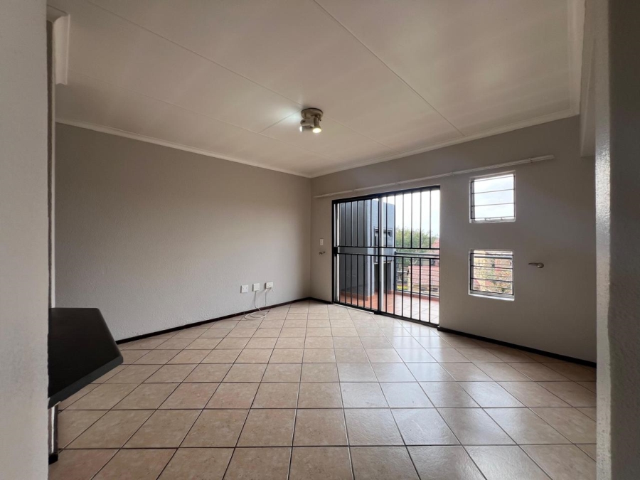 2 Bedroom Property for Sale in Willowbrook Gauteng