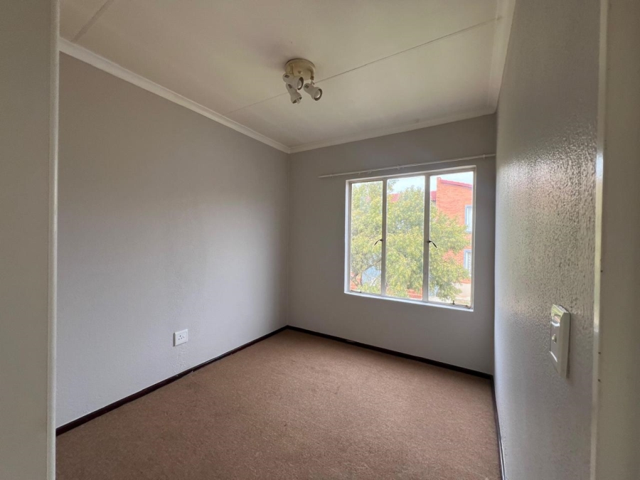 2 Bedroom Property for Sale in Willowbrook Gauteng