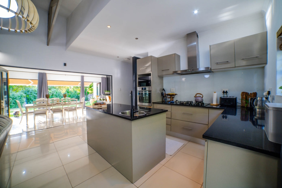 4 Bedroom Property for Sale in Maroeladal Gauteng