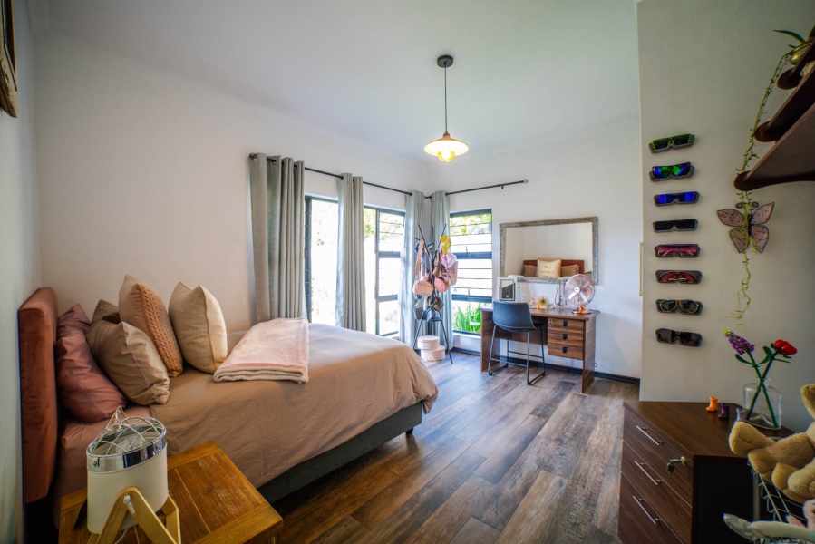 4 Bedroom Property for Sale in Maroeladal Gauteng