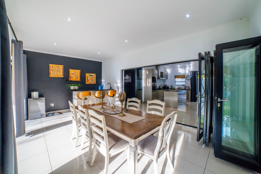 4 Bedroom Property for Sale in Maroeladal Gauteng