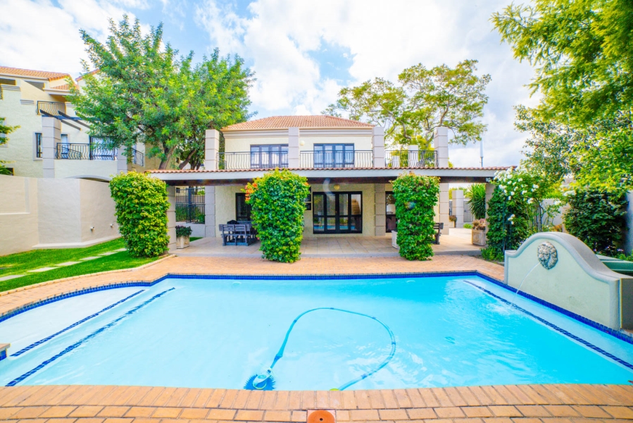 2 Bedroom Property for Sale in Douglasdale Gauteng