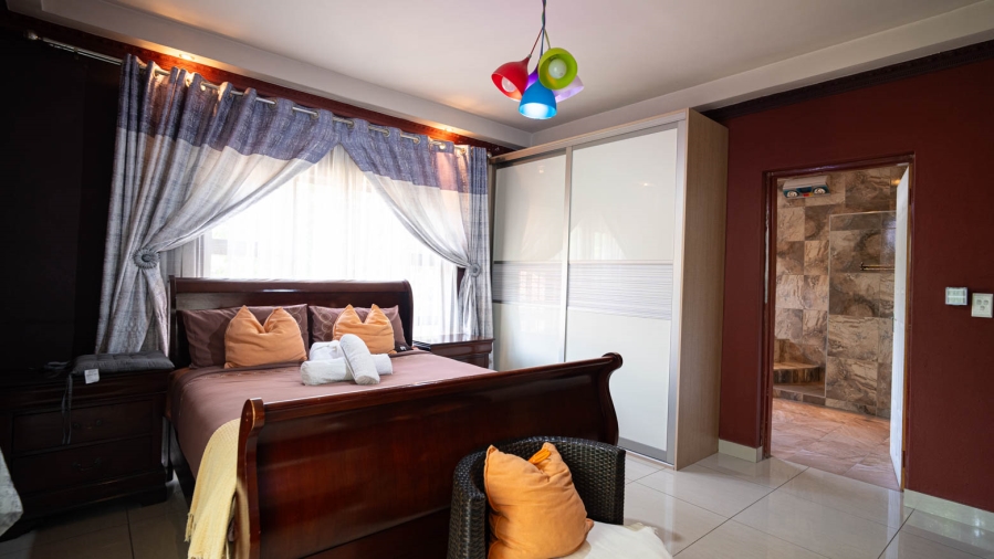 7 Bedroom Property for Sale in Buccleuch Gauteng