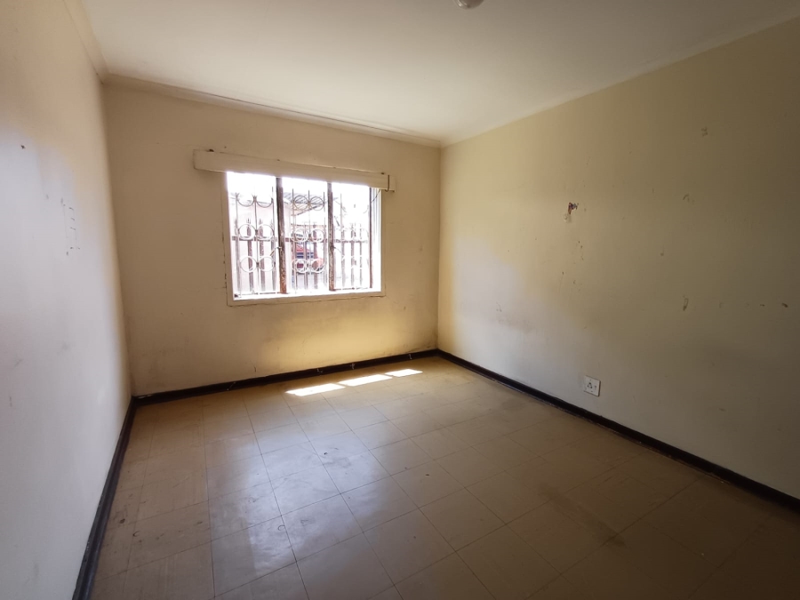 2 Bedroom Property for Sale in Vanderbijlpark CW 5 Gauteng