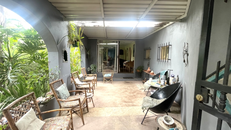 7 Bedroom Property for Sale in Waterkloof Ridge Gauteng