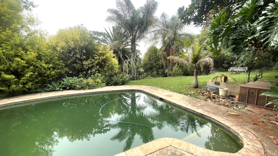 7 Bedroom Property for Sale in Waterkloof Ridge Gauteng