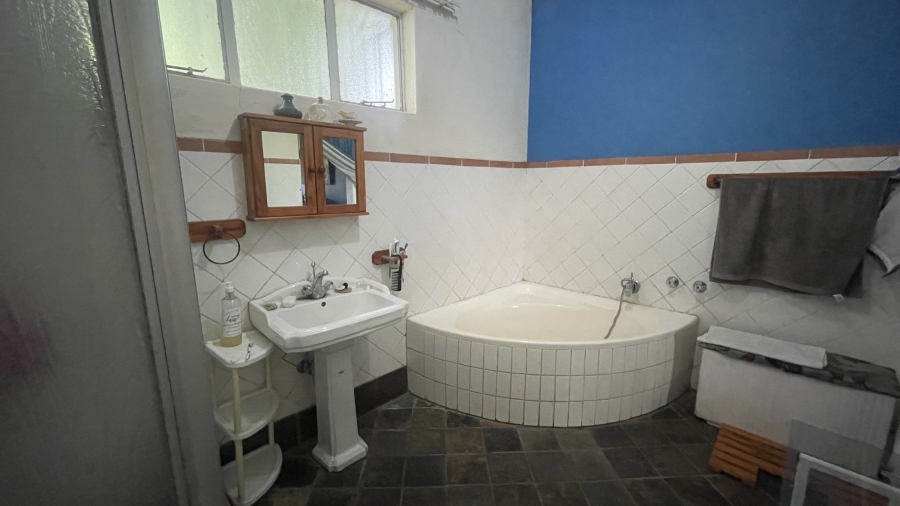 7 Bedroom Property for Sale in Waterkloof Ridge Gauteng