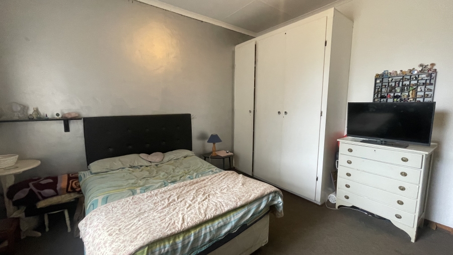 7 Bedroom Property for Sale in Waterkloof Ridge Gauteng