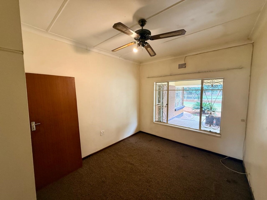 4 Bedroom Property for Sale in Duncanville Gauteng