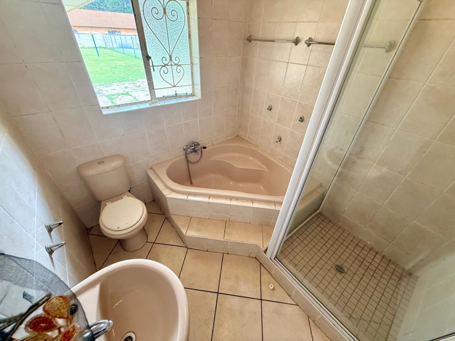 4 Bedroom Property for Sale in Duncanville Gauteng