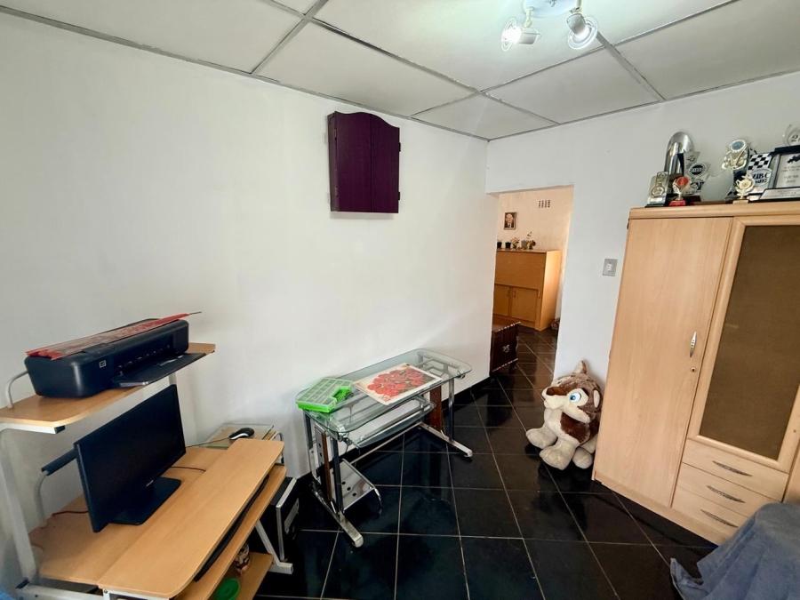 4 Bedroom Property for Sale in Duncanville Gauteng