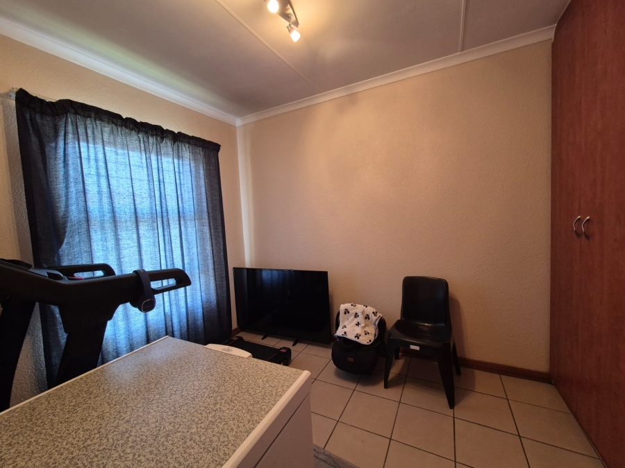 3 Bedroom Property for Sale in Vanderbijlpark SE 2 Gauteng