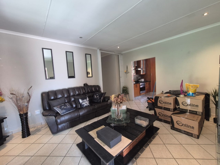 3 Bedroom Property for Sale in Vanderbijlpark SW 5 Gauteng