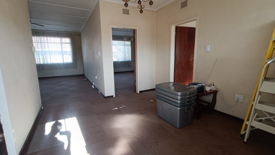 1 Bedroom Property for Sale in Vanderbijlpark CW 3 Gauteng