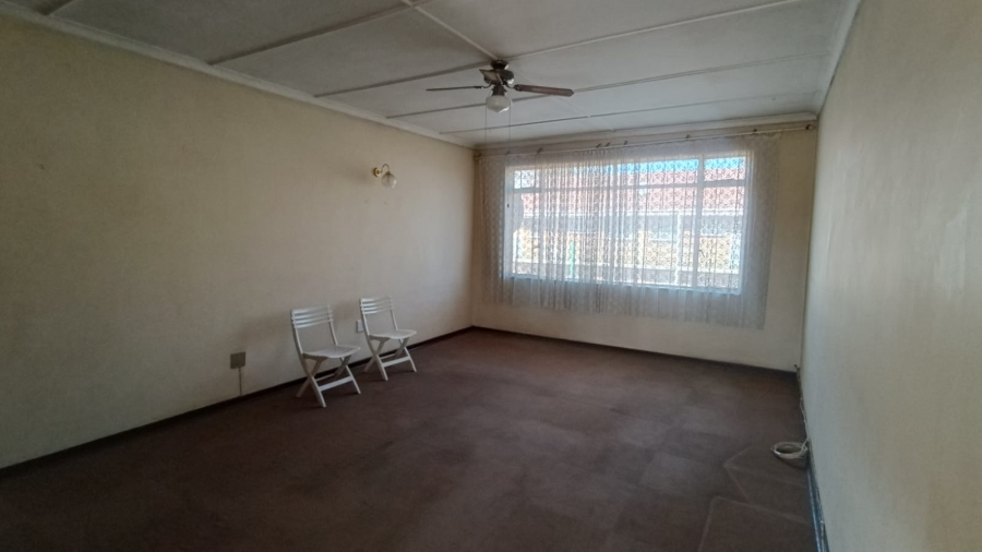1 Bedroom Property for Sale in Vanderbijlpark CW 3 Gauteng