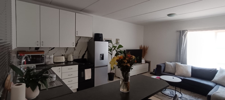 1 Bedroom Property for Sale in Vanderbijlpark CW 5 Gauteng