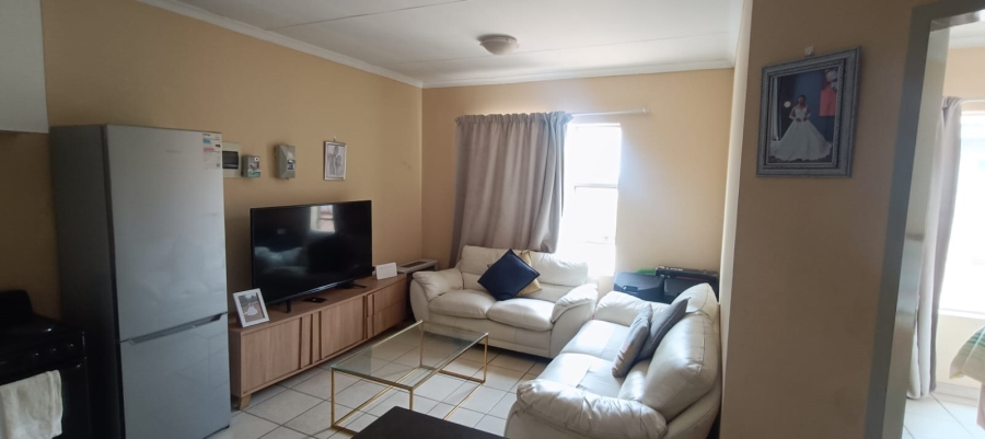 1 Bedroom Property for Sale in Vanderbijlpark CW 5 Gauteng