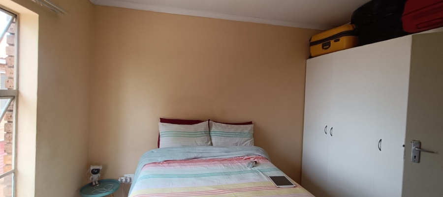 1 Bedroom Property for Sale in Vanderbijlpark CW 5 Gauteng