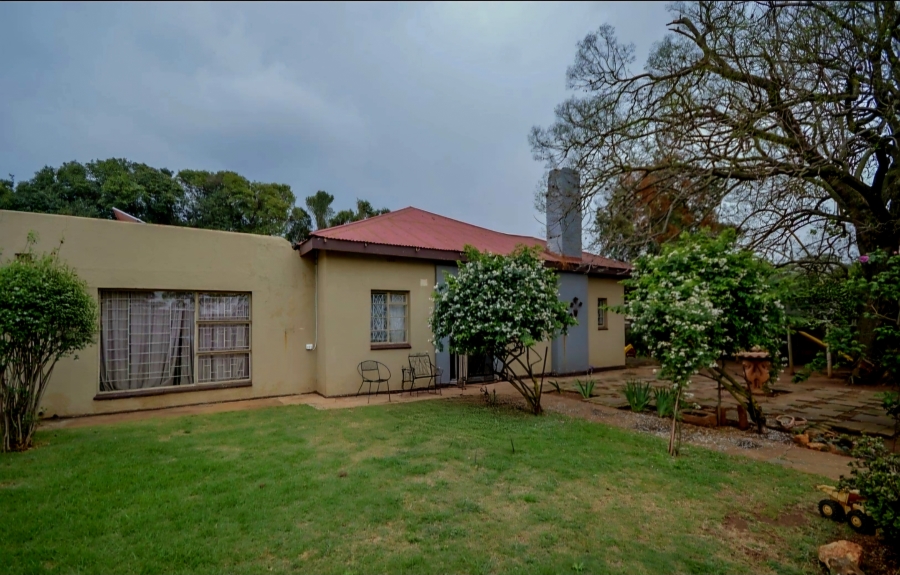 To Let 5 Bedroom Property for Rent in Persida Gauteng