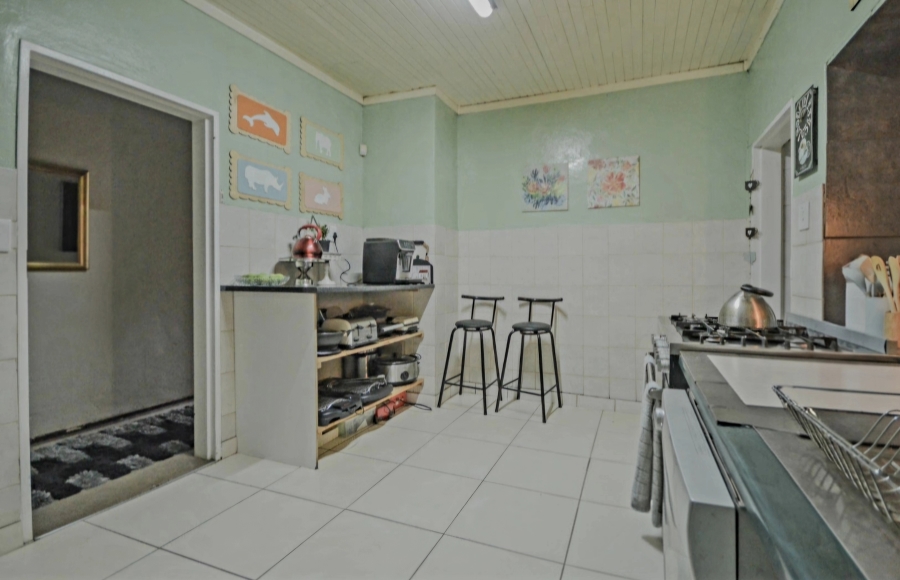 To Let 5 Bedroom Property for Rent in Persida Gauteng