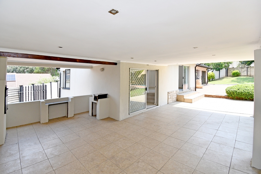 4 Bedroom Property for Sale in Olivedale Gauteng