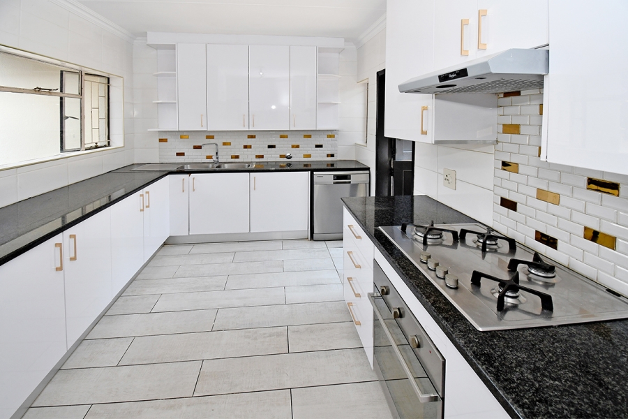 4 Bedroom Property for Sale in Olivedale Gauteng