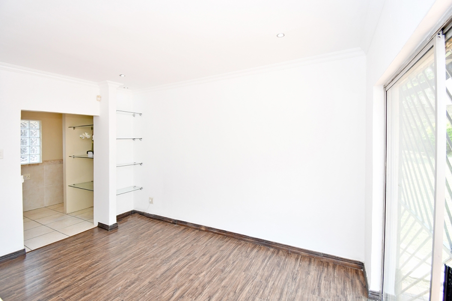 4 Bedroom Property for Sale in Olivedale Gauteng