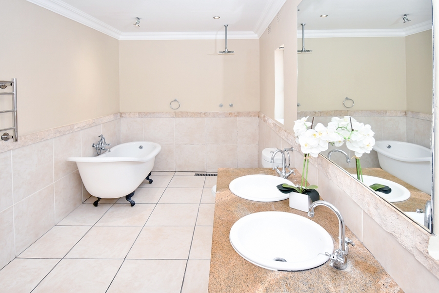 4 Bedroom Property for Sale in Olivedale Gauteng