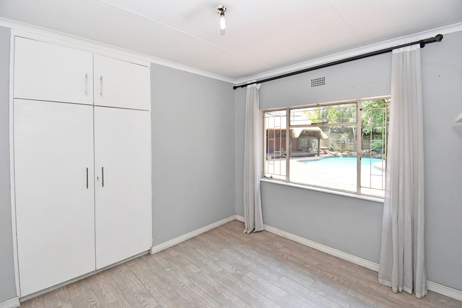 4 Bedroom Property for Sale in Olivedale Gauteng