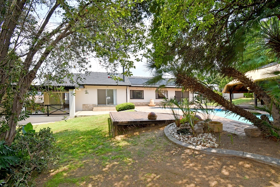 4 Bedroom Property for Sale in Olivedale Gauteng