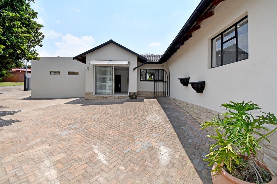 4 Bedroom Property for Sale in Olivedale Gauteng